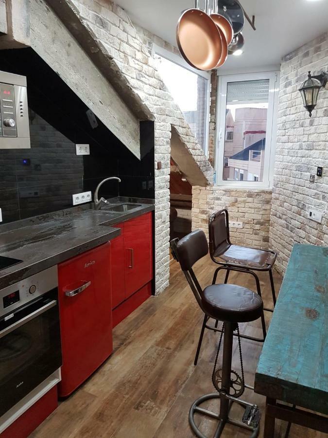 Tiny Apartment Touching Gibraltar La Linea de la Concepcion Exterior photo