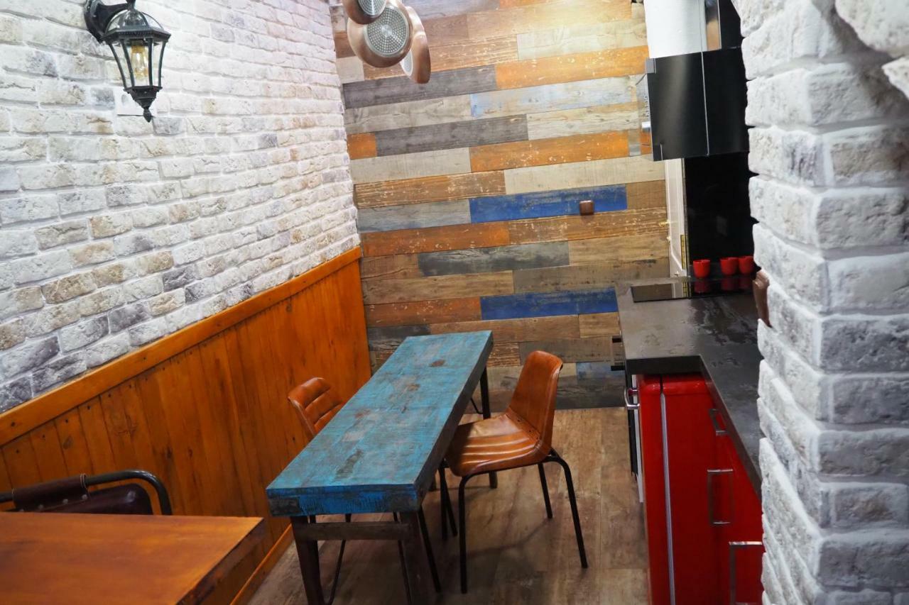 Tiny Apartment Touching Gibraltar La Linea de la Concepcion Exterior photo