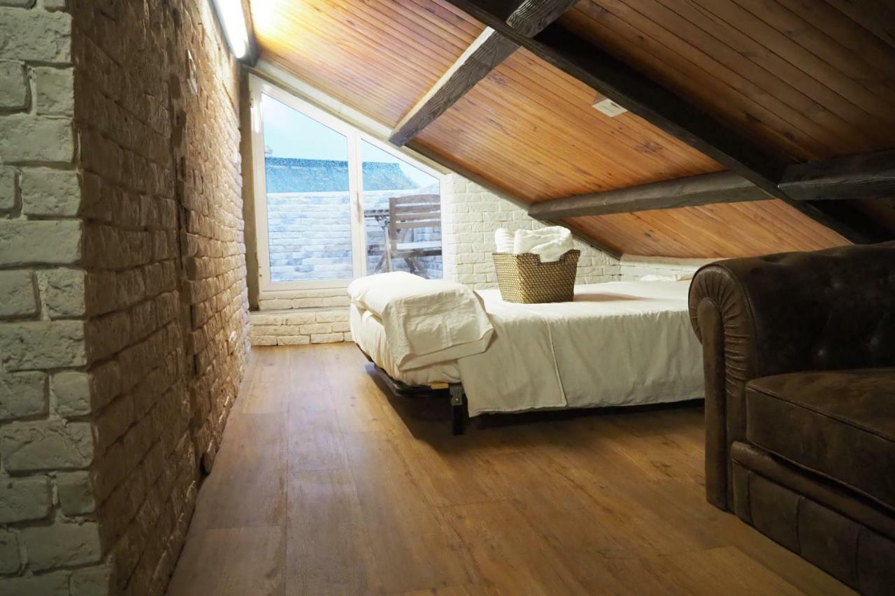 Tiny Apartment Touching Gibraltar La Linea de la Concepcion Exterior photo
