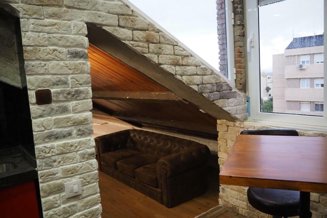 Tiny Apartment Touching Gibraltar La Linea de la Concepcion Exterior photo