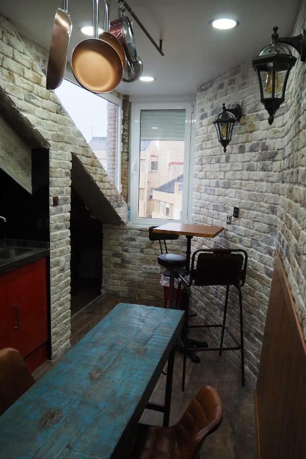 Tiny Apartment Touching Gibraltar La Linea de la Concepcion Exterior photo